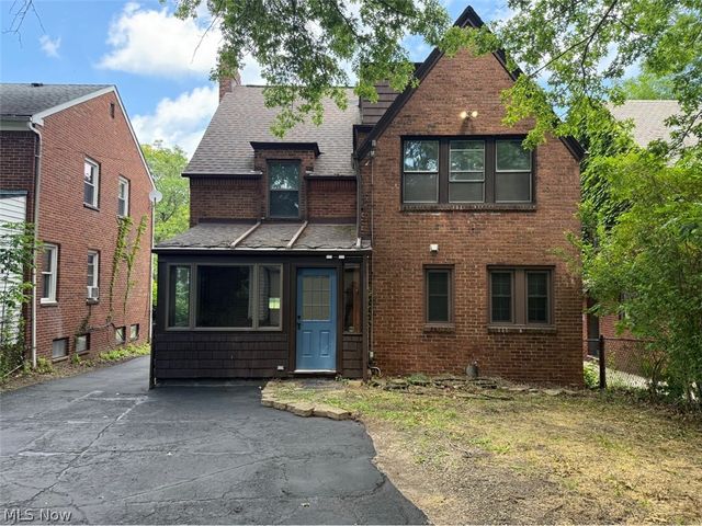 3750 Washington Boulevard, University Heights, OH 44118