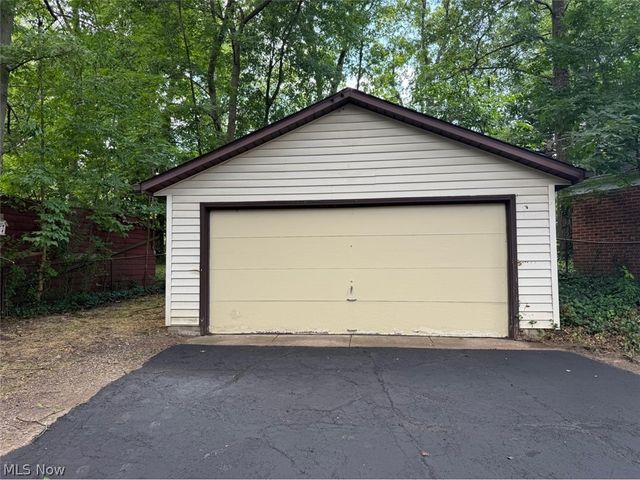 3750 Washington Boulevard, University Heights, OH 44118