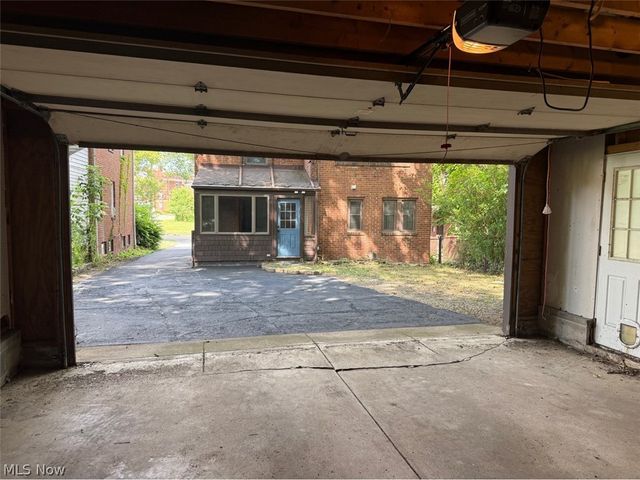 3750 Washington Boulevard, University Heights, OH 44118