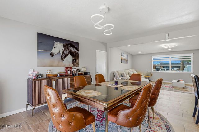 10012 SINGAPORE Avenue, El Paso, TX 79925