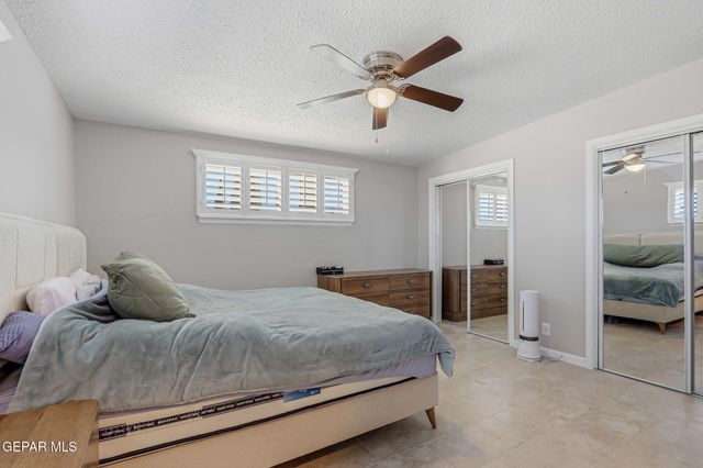 10012 SINGAPORE Avenue, El Paso, TX 79925