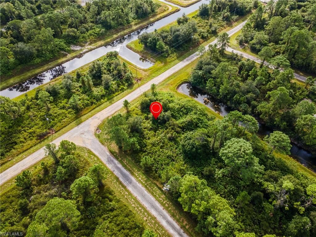 1068 Belmont ST E, LEHIGH ACRES, FL 33974 — photo 4