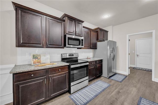 825 Hidden Hollow Circle, Commerce, GA 30529