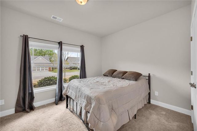 825 Hidden Hollow Circle, Commerce, GA 30529