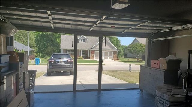 825 Hidden Hollow Circle, Commerce, GA 30529