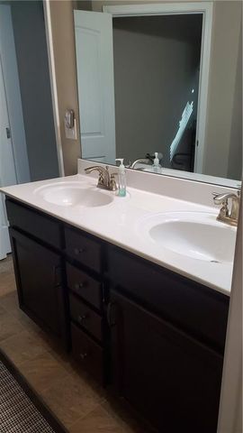 825 Hidden Hollow Circle, Commerce, GA 30529
