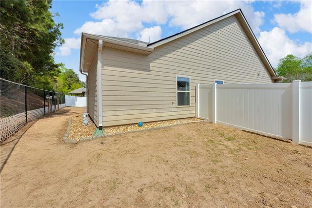 825 Hidden Hollow Circle, Commerce, GA 30529