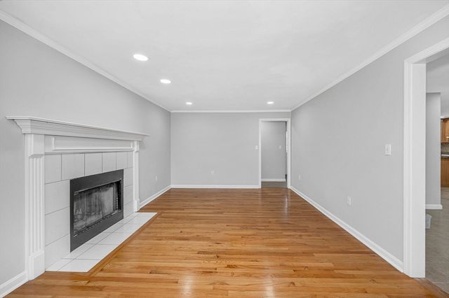 255 Hay Meadow Rd, North Andover, MA 01845