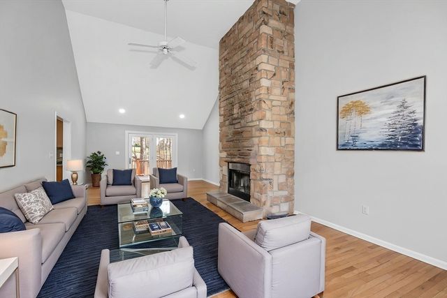 255 Hay Meadow Rd, North Andover, MA 01845