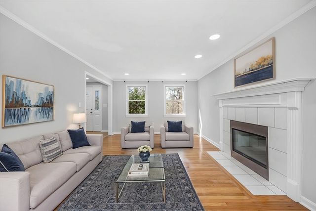 255 Hay Meadow Rd, North Andover, MA 01845