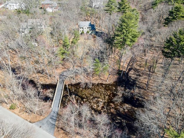 255 Hay Meadow Rd, North Andover, MA 01845