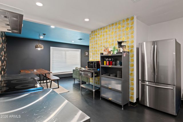 2521 N Evergreen Street, Phoenix, AZ 85006