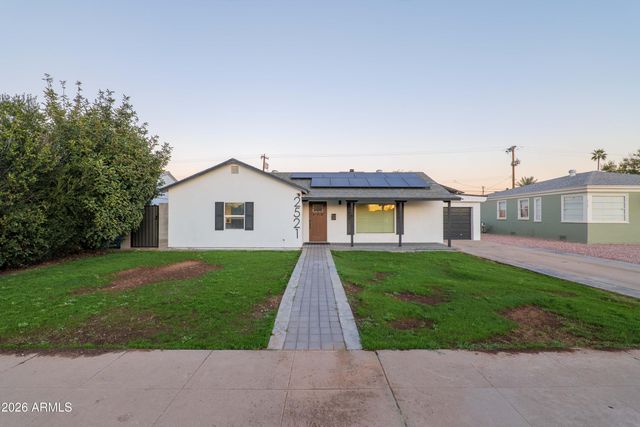 2521 N Evergreen Street, Phoenix, AZ 85006