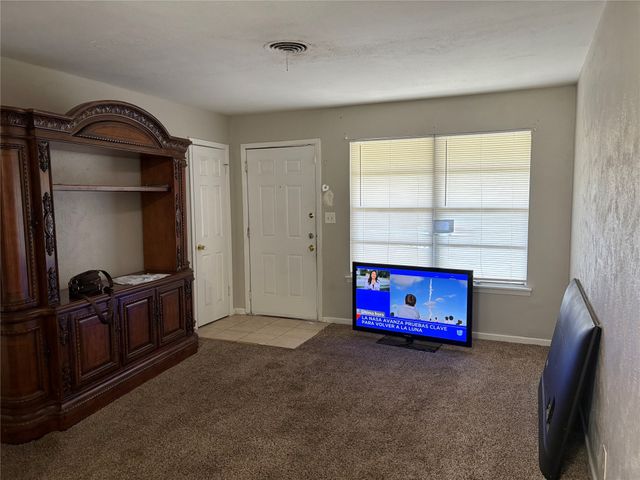 5235 Stanley Keller Road, Haltom City, TX 76117