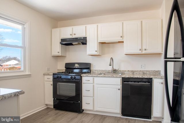 151 E LOIS DR, Williamstown, NJ 08094