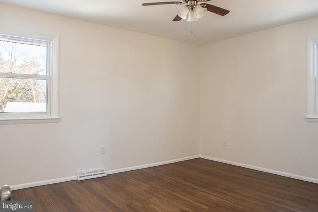 151 E LOIS DR, Williamstown, NJ 08094