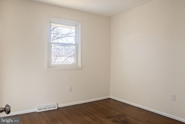 151 E LOIS DR, Williamstown, NJ 08094