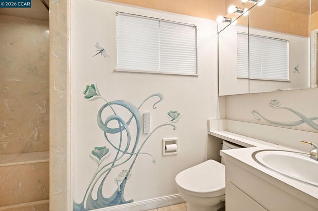 208 Ivy Dr, Orinda, CA 94563