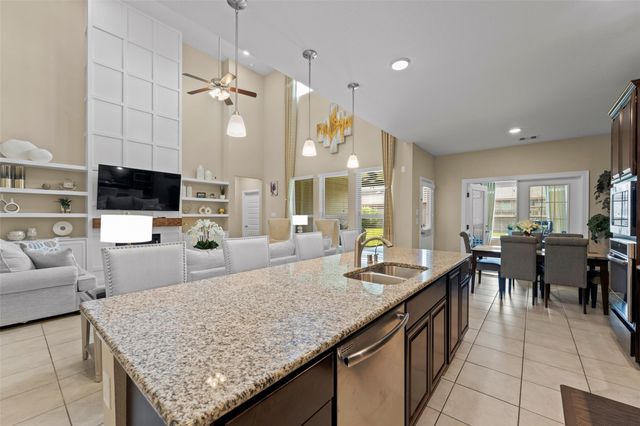 8622 Oakdale Bluff Court, Richmond, TX 77407