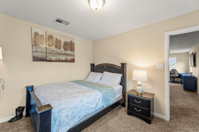 8622 Oakdale Bluff Court, Richmond, TX 77407
