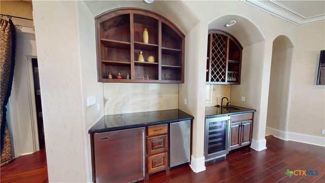 153 E Tuscany Way, Port O'connor, TX 77979