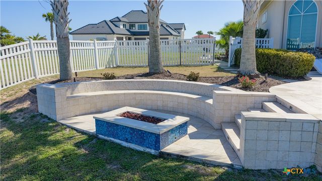 153 E Tuscany Way, Port O'connor, TX 77979