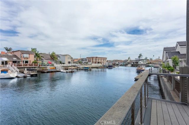 2144 Kingsbridge, Oxnard, CA 93035