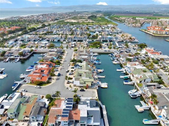 2144 Kingsbridge, Oxnard, CA 93035