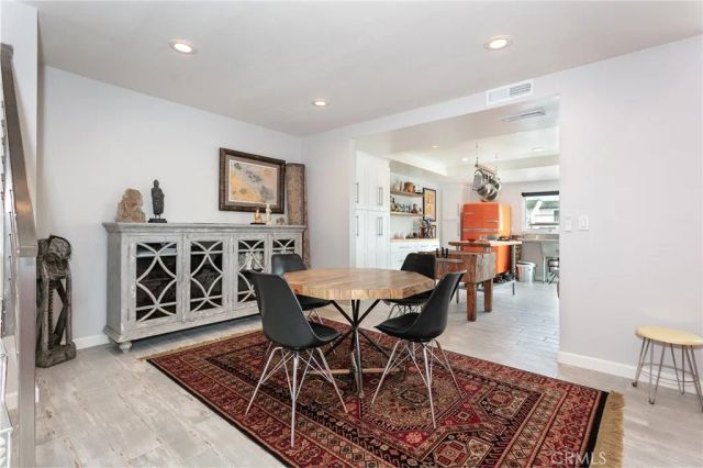 2144 Kingsbridge, Oxnard, CA 93035