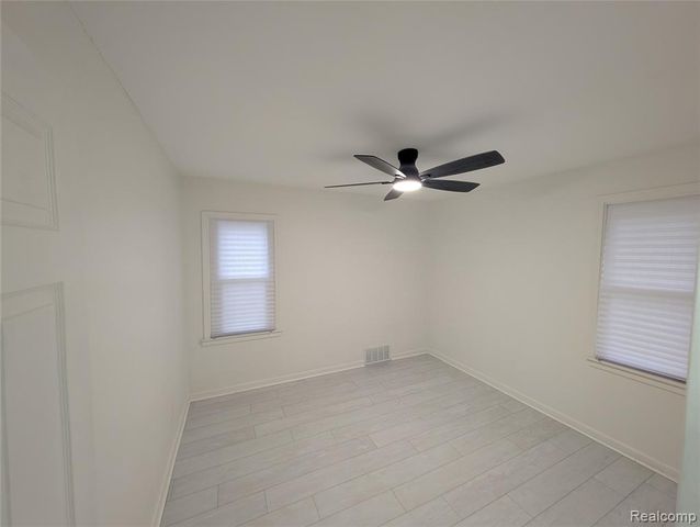 8459 Pierson Street, Detroit, MI 48228