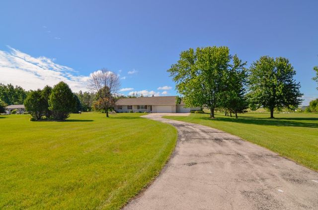 4350 CHAMPION ROAD, New Franken, WI 54229