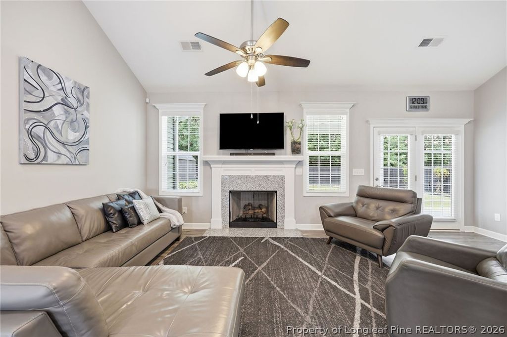 4228 Pleasantburg Drive, Fayetteville, NC 28312 — photo 9