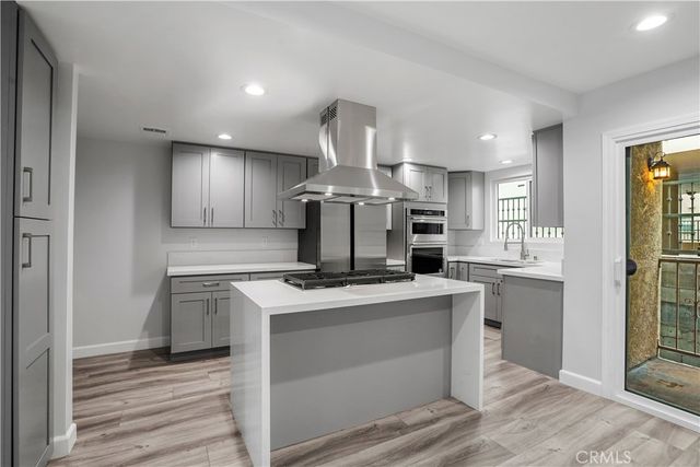 227 E Burbank C, Burbank, CA 91502