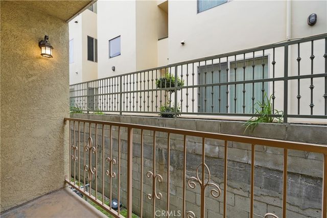 227 E Burbank C, Burbank, CA 91502