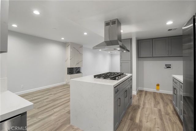 227 E Burbank C, Burbank, CA 91502