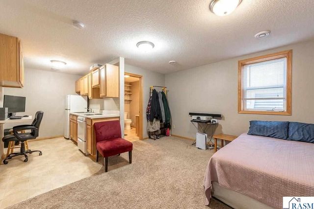 152 Savannah Court, Mankato, MN 56001