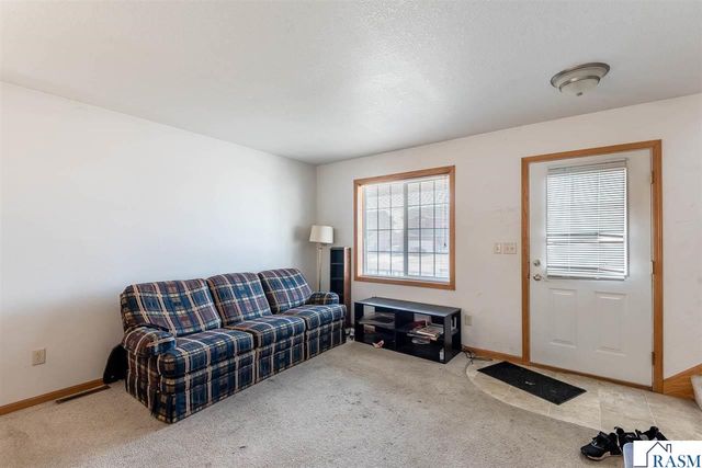 152 Savannah Court, Mankato, MN 56001