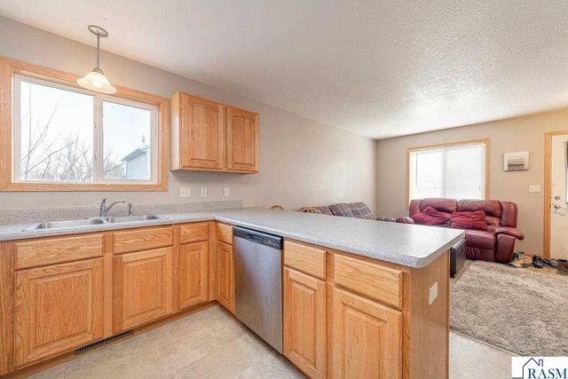 152 Savannah Court, Mankato, MN 56001