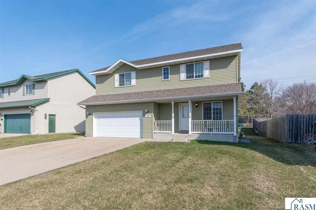 152 Savannah Court, Mankato, MN 56001