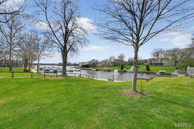 54 Breezy Knoll Lane, Lake St Louis, MO 63367