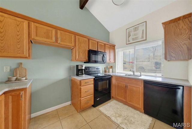 54 Breezy Knoll Lane, Lake St Louis, MO 63367