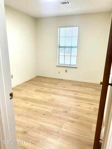 5646 Briarwood Drive, Horn Lake, MS 38637