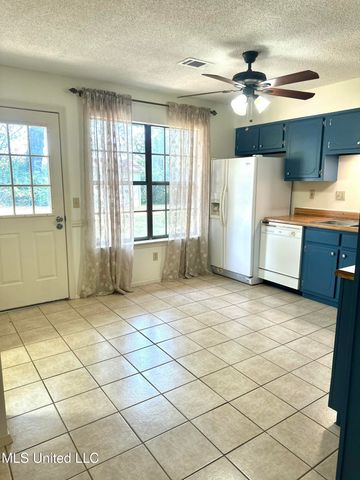 5646 Briarwood Drive, Horn Lake, MS 38637