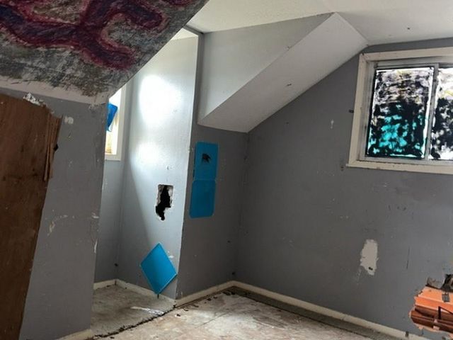 2506 Loch Lomond Street, Highlands, TX 77562