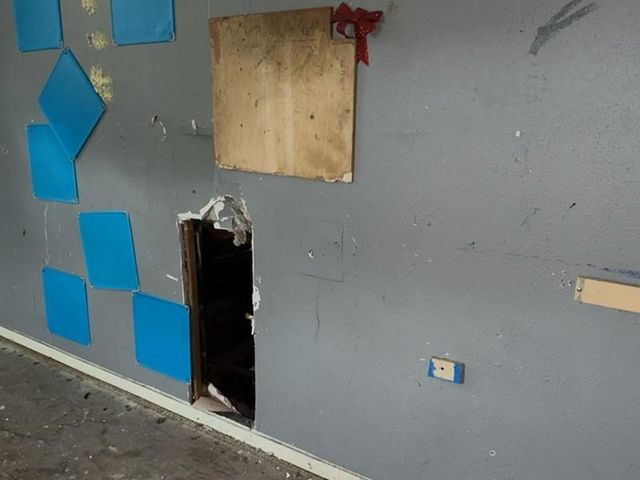 2506 Loch Lomond Street, Highlands, TX 77562