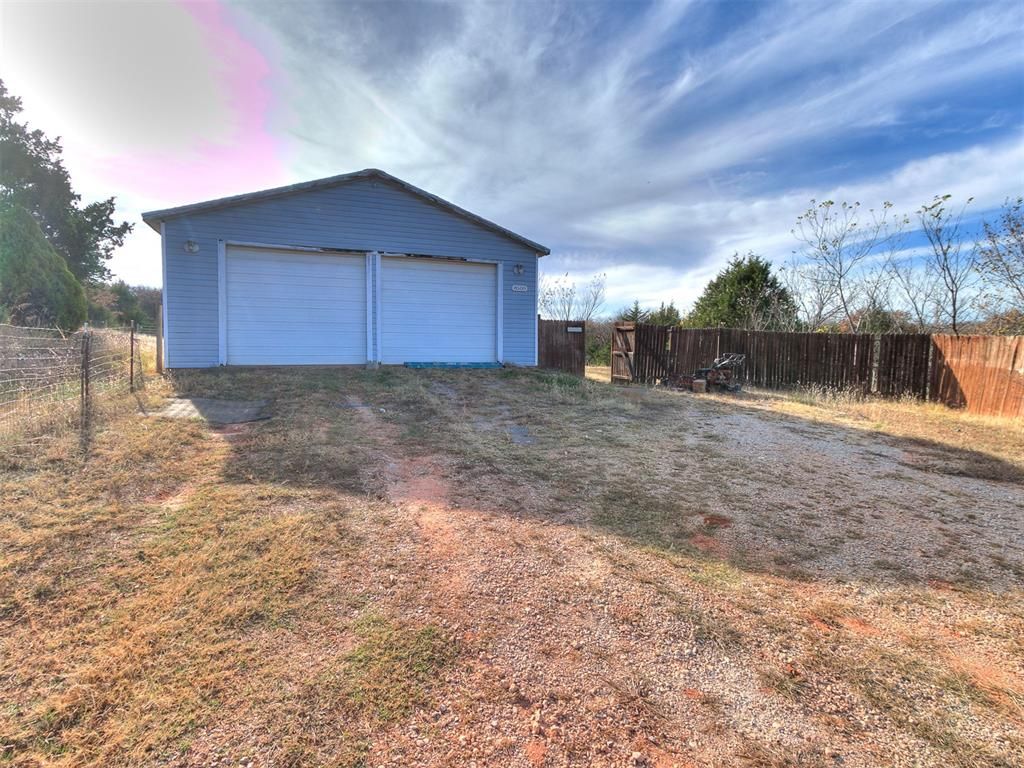 8500 Pecan Hill Road, Noble, OK 73068