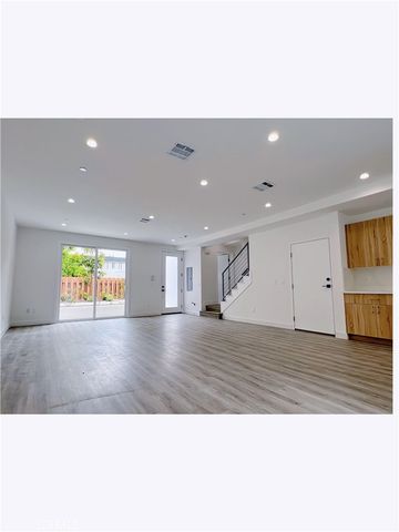 95 HARKNESS Avenue, Pasadena, CA 91106