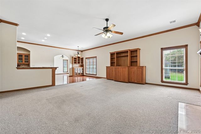 128 New Haven Street, Catoosa, OK 74015