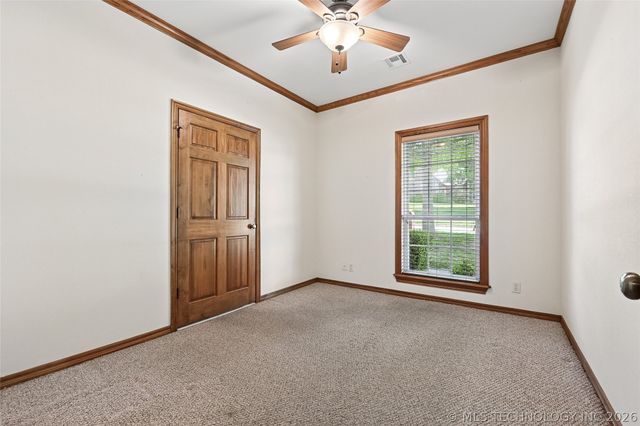128 New Haven Street, Catoosa, OK 74015