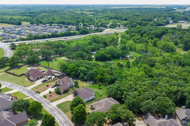 128 New Haven Street, Catoosa, OK 74015